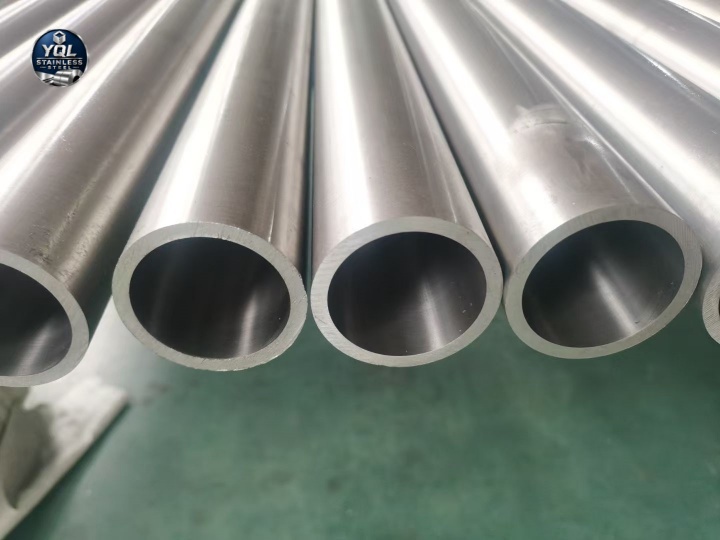 Stainless Steel Precision Pipe Manufacturer | 304/316L Small Diameter Precision Tubes