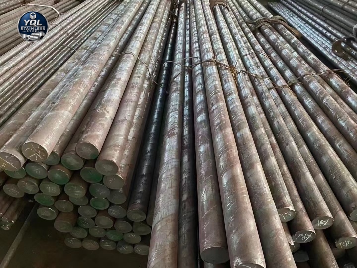 Stainless Steel Round Bar Manufacturer | 304/316L Black Round Bar,Hot Rolled & Forged Round Bars