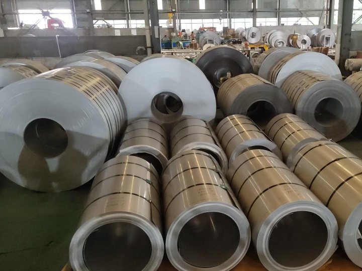 Stainless Steel Hot Rolled Strip Manufacturer | 304/316L/310S/430 No.1 Hot Rolled Narrow Strip